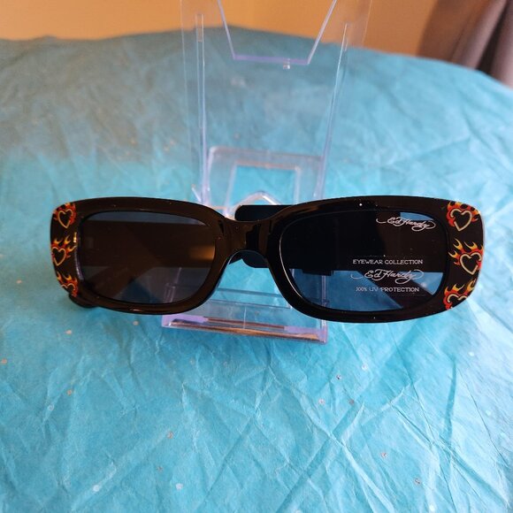 Ed Hardy Black Burn in Love Sunglasses - Picture 2 of 4